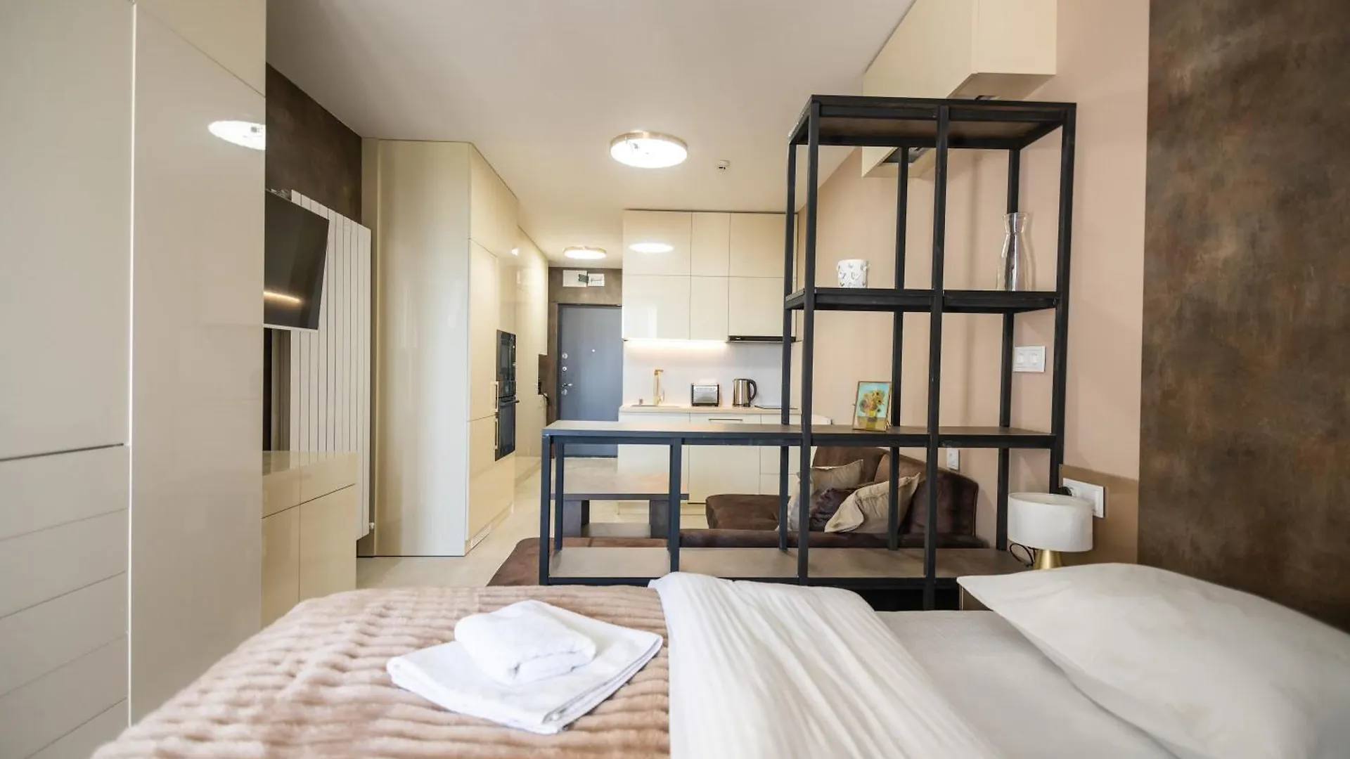 2 Apartment Combo With Full Amenities - By Wehost Batumi